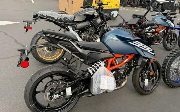 2026 KTM Duke 390