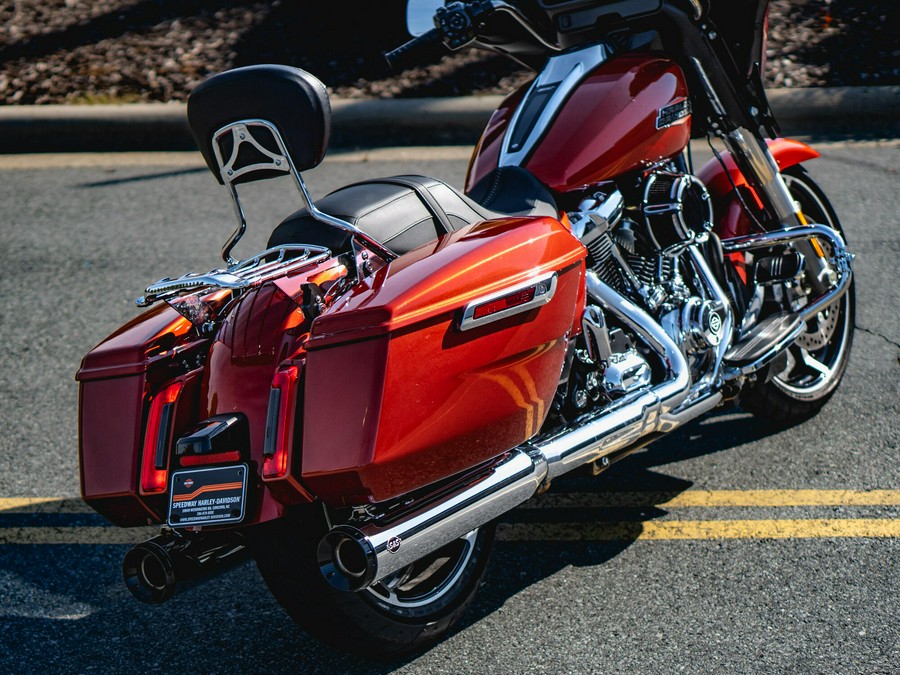 FLHX 2024 Street Glide®