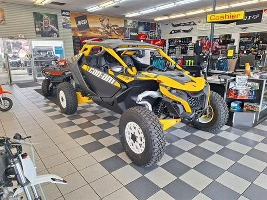 2024 Can-Am Maverick R X RS with Smart-Shox 999T DCT