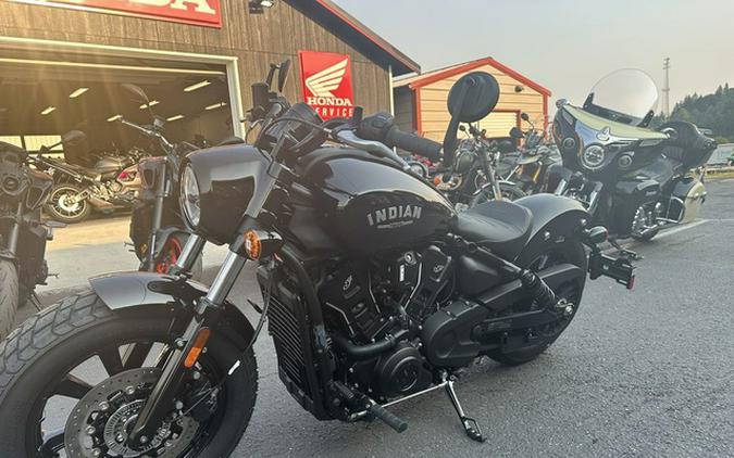 2025 Indian Scout Bobber Black Metallic