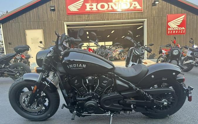 2025 Indian Scout Bobber Black Metallic