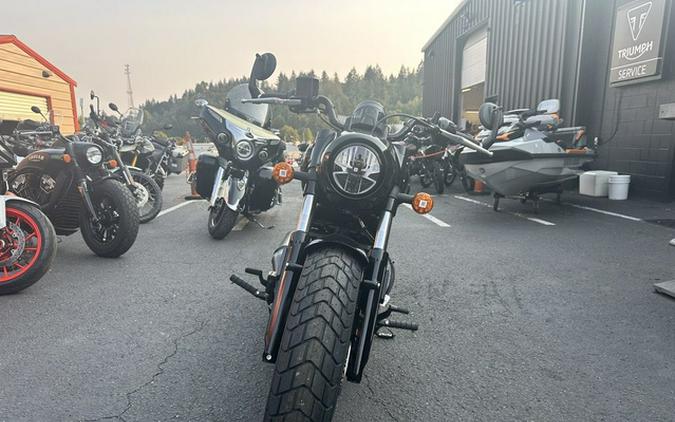2025 Indian Scout Bobber Black Metallic