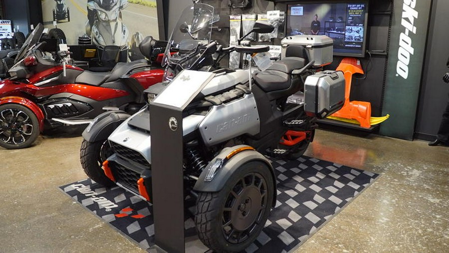 2025 Can-Am® Canyon XT