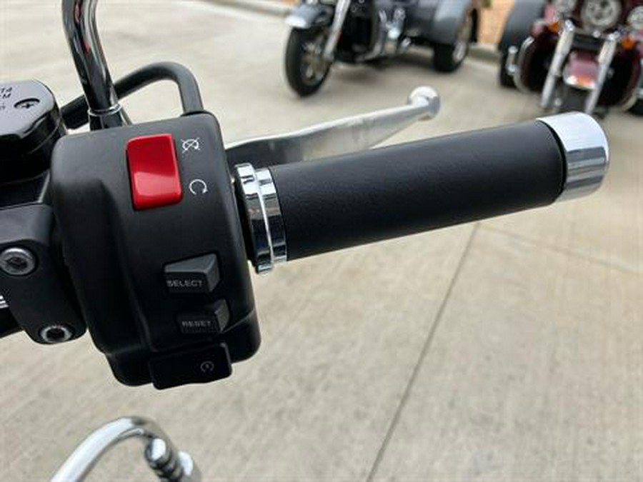 2014 Yamaha V Star 950 Tourer