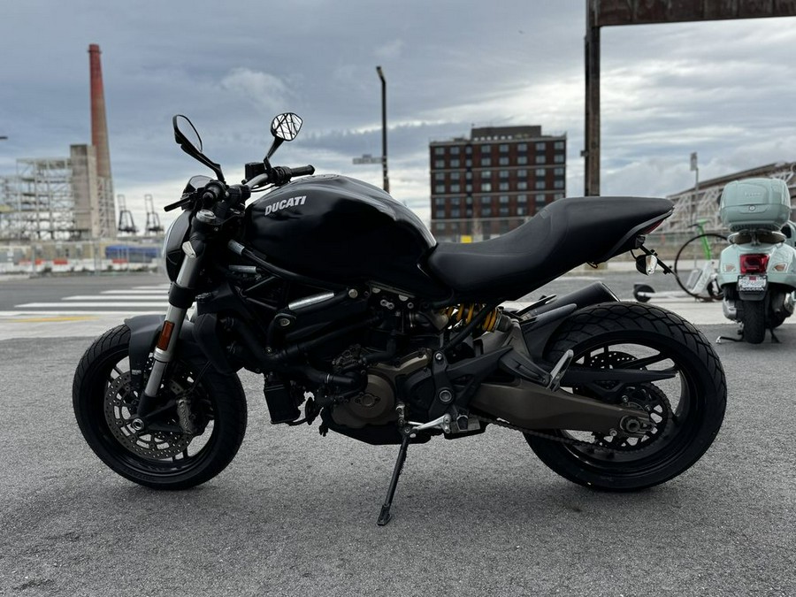 2016 Ducati MONSTER 821