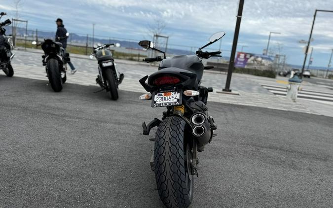 2016 Ducati MONSTER 821