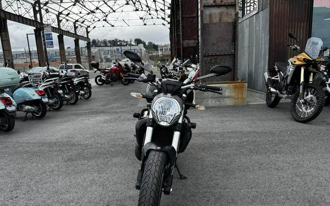 2016 Ducati MONSTER 821