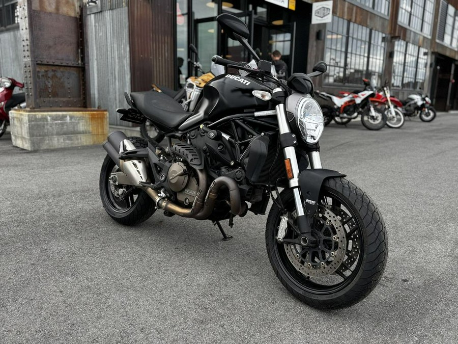 2016 Ducati MONSTER 821