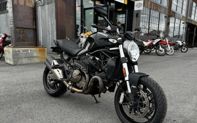 2016 Ducati MONSTER 821