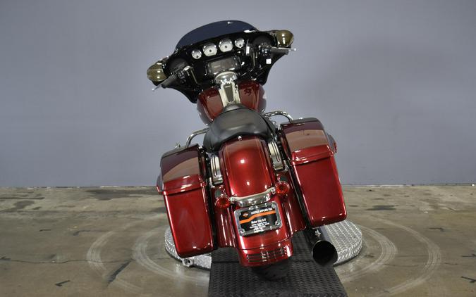 2016 Harley-Davidson Street Glide Special Velocity Red Sunglo