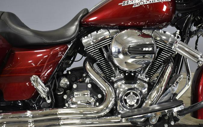 2016 Harley-Davidson Street Glide Special Velocity Red Sunglo