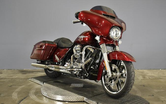 2016 Harley-Davidson Street Glide Special Velocity Red Sunglo