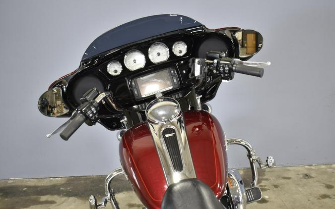 2016 Harley-Davidson Street Glide Special Velocity Red Sunglo