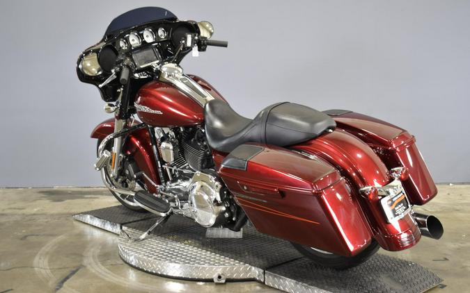 2016 Harley-Davidson Street Glide Special Velocity Red Sunglo