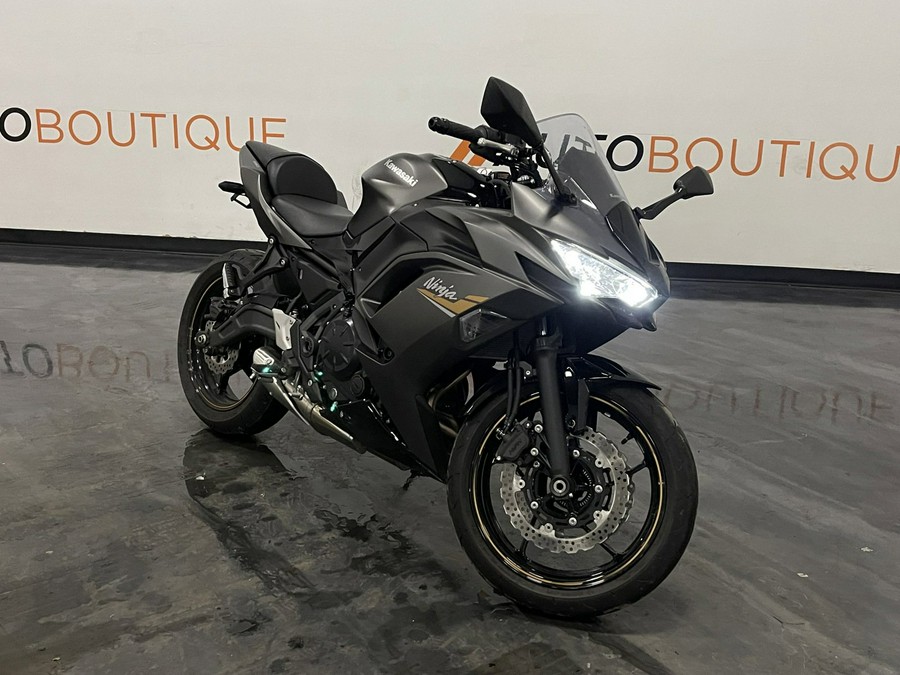 2023 KAWASKI 650