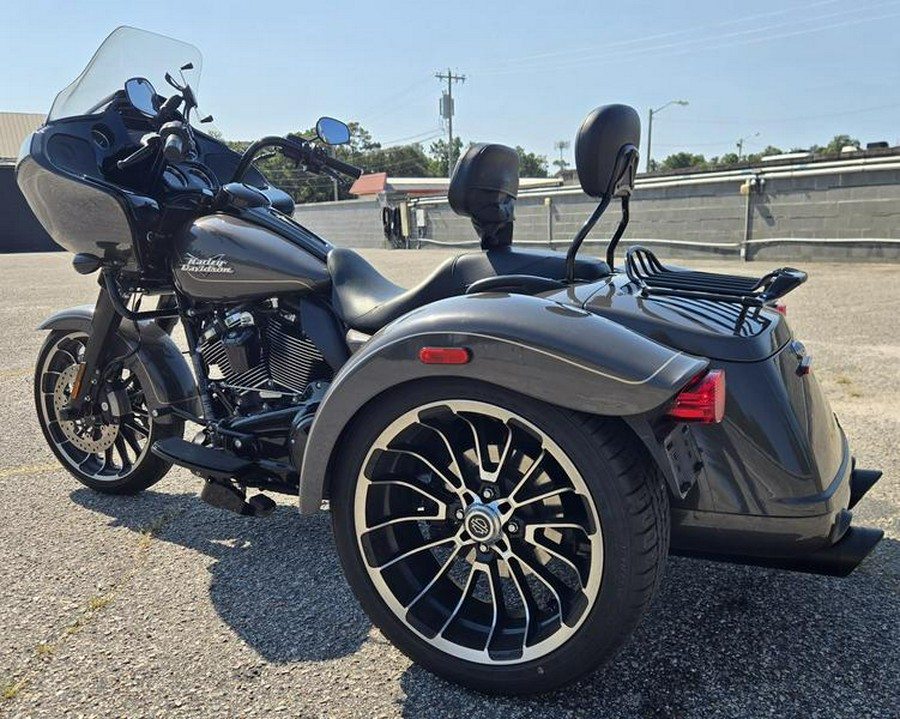 2023 Harley-Davidson® FLTRT - Road Glide® 3