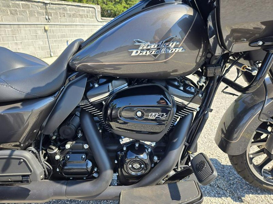 2023 Harley-Davidson® FLTRT - Road Glide® 3