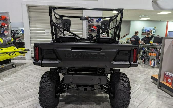 2023 Honda Pioneer 1000 Trail