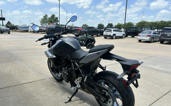 2024 Suzuki GSX-S 8S