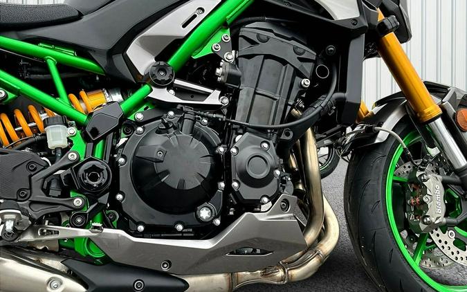 2025 Kawasaki Z900 SE ABS