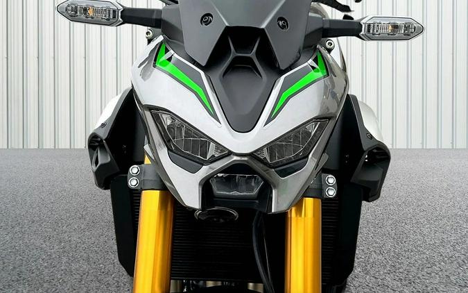 2025 Kawasaki Z900 SE ABS