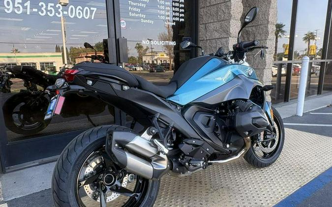 New 2026 BMW R 1300 R