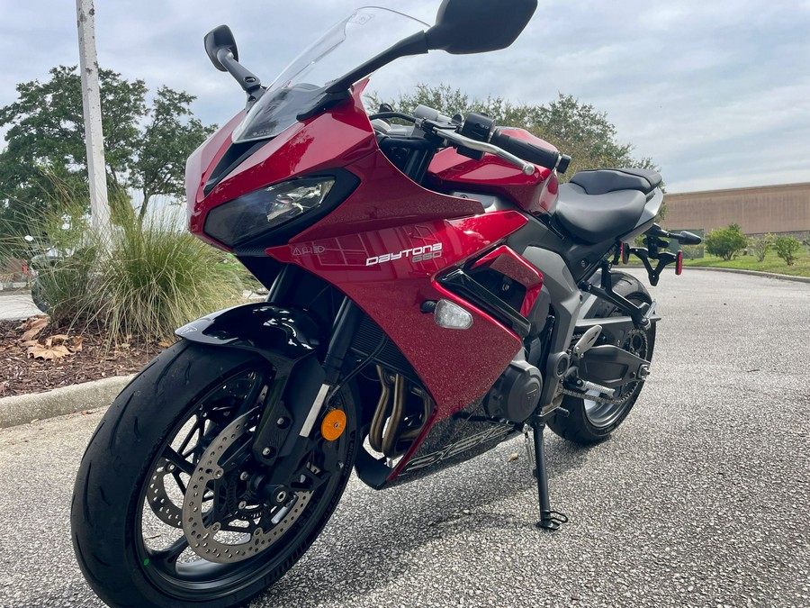 2025 Triumph Daytona 660