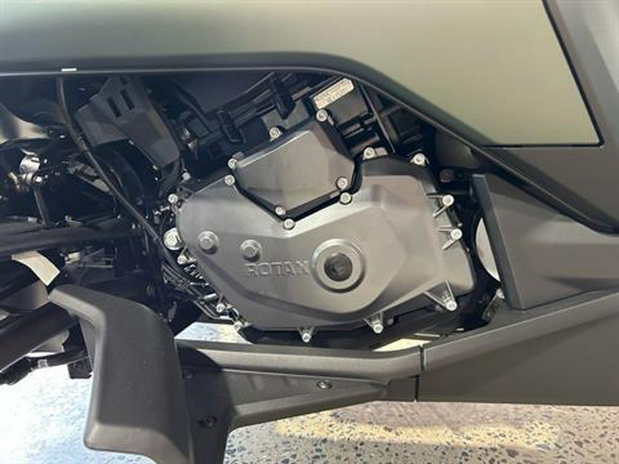 2025 Can-Am Canyon Redrock