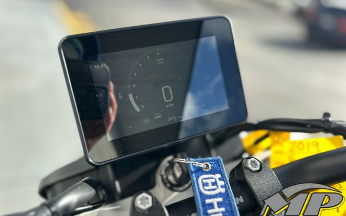 2019 Husqvarna Svartpilen 701