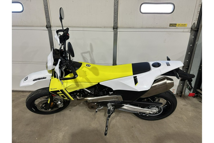 2026 Husqvarna Motorcycles 701 Supermoto