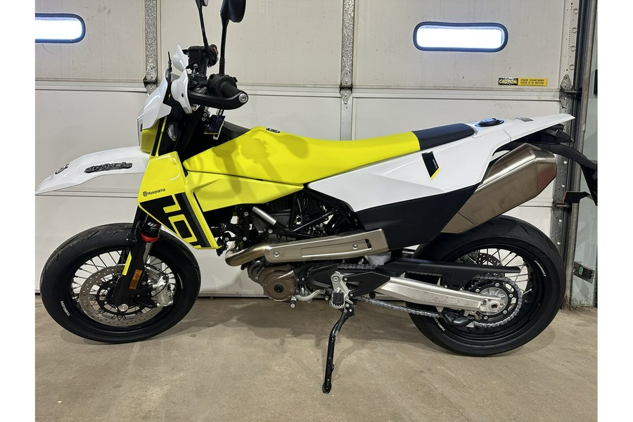 2026 Husqvarna Motorcycles 701 Supermoto