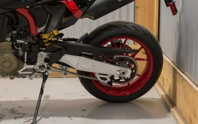2027 Ducati Hypermotard 698 Mono Nera