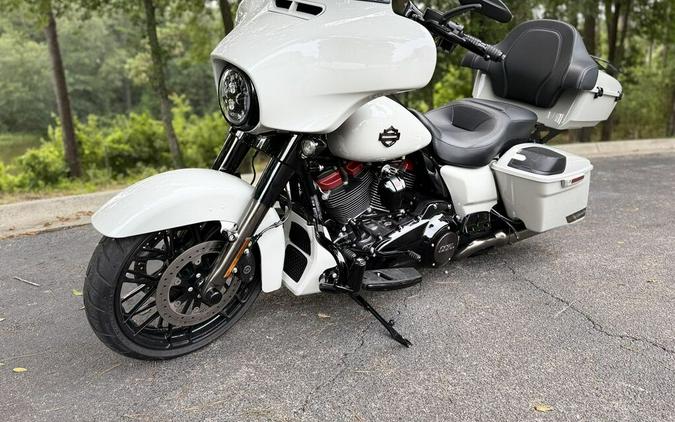 FLHXSE 2020 CVO™ Street Glide®