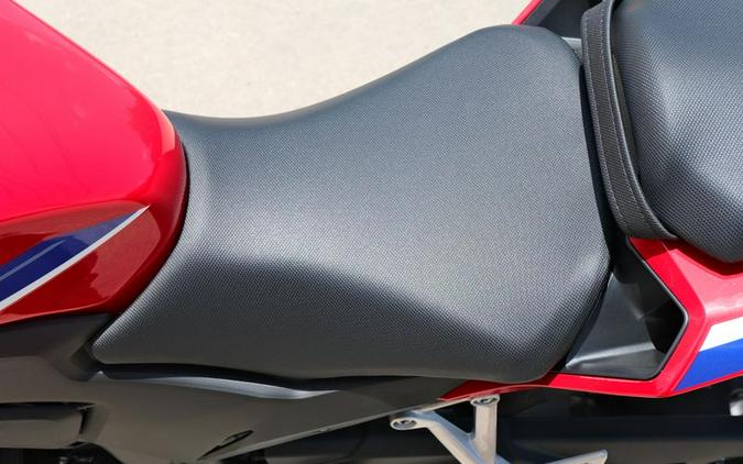 New 2025 HONDA CBR500R