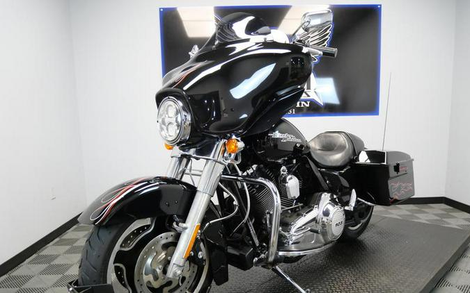 2013 Harley-Davidson® FLHX - Street Glide®