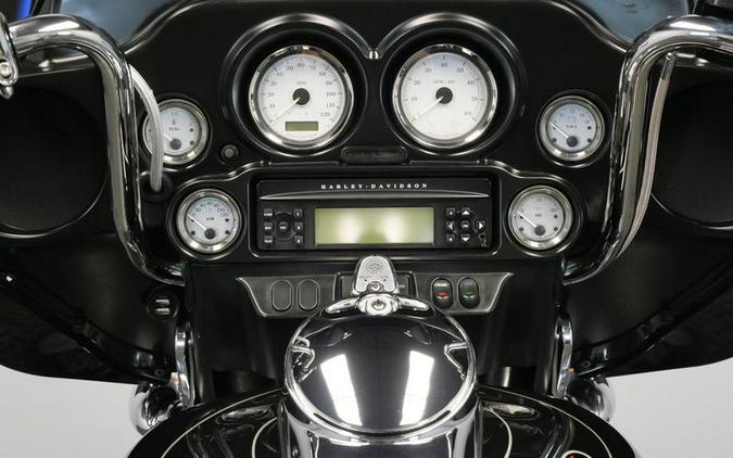 2013 Harley-Davidson® FLHX - Street Glide®