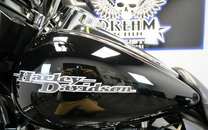 2013 Harley-Davidson® FLHX - Street Glide®