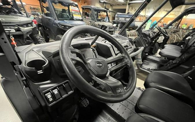 2026 Can-Am Defender MAX XT HD9