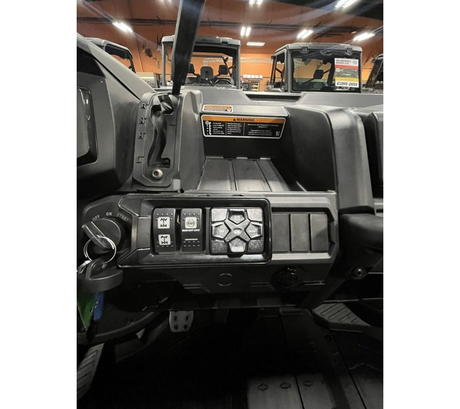 2026 Can-Am Defender MAX XT HD9