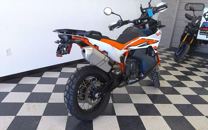 2023 KTM 890 Adventure R