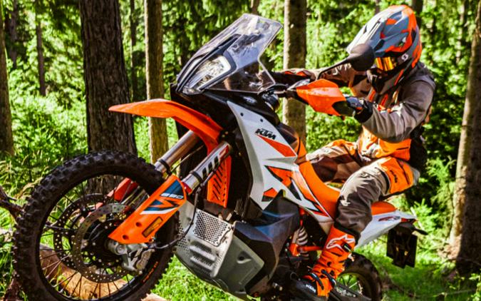 2023 KTM 890 Adventure R