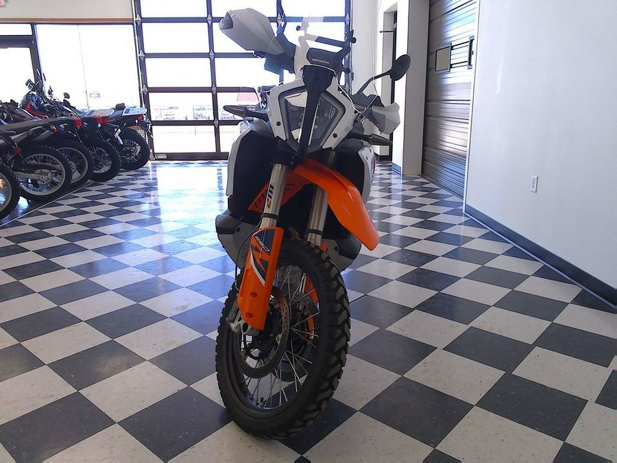 2023 KTM 890 Adventure R