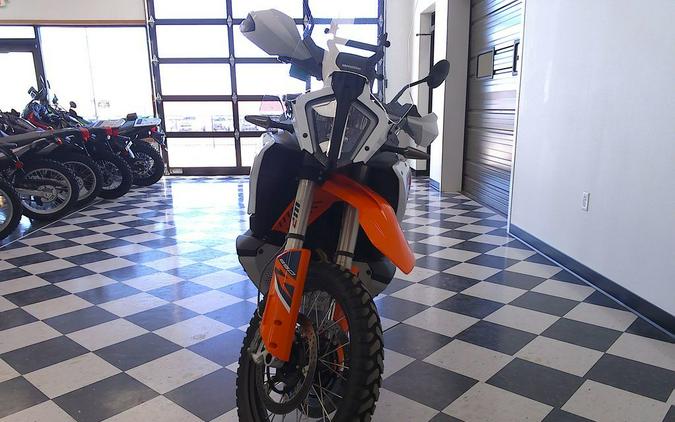 2023 KTM 890 Adventure R