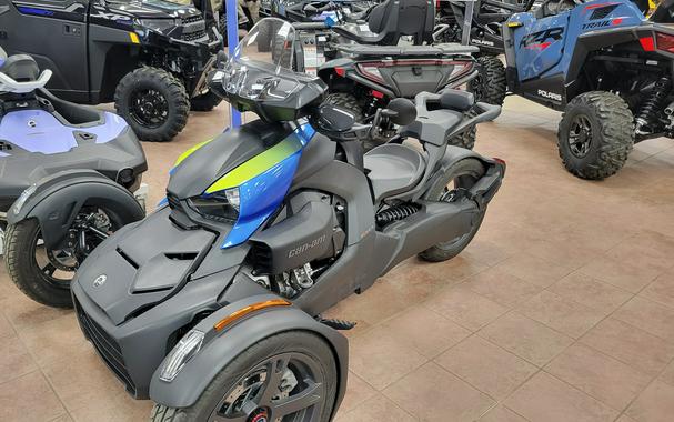 2022 Can-Am™ Ryker 900 ACET