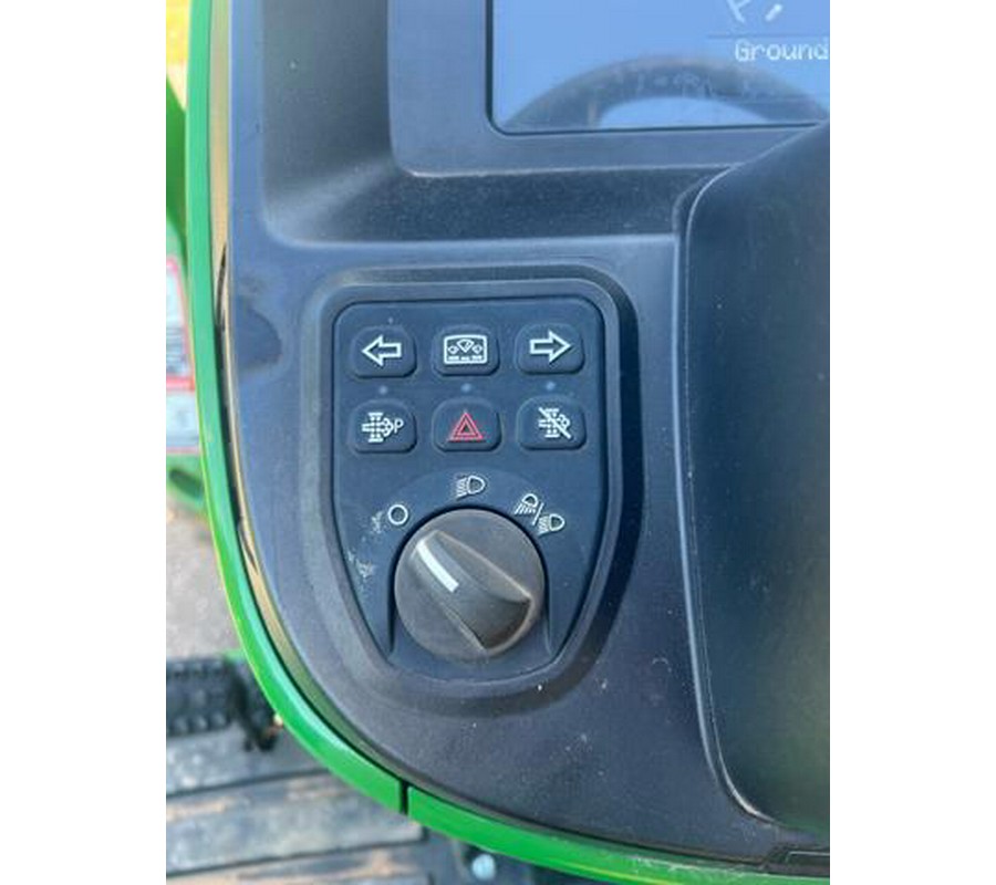 2022 John Deere 4044M