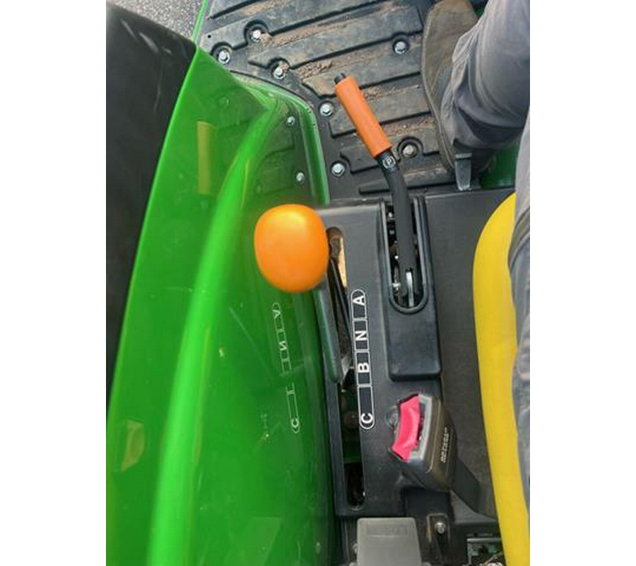 2022 John Deere 4044M