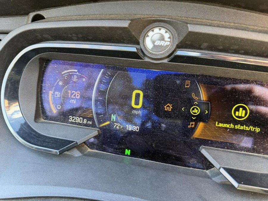 2018 Can-Am® Spyder® RT 6-speed semi-automatic with reverse (SE6)