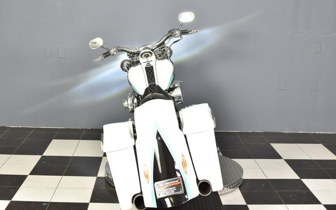 2006 Harley-Davidson Softail Deluxe FLSTN