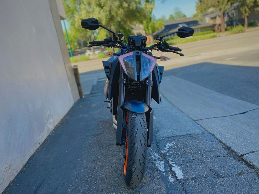 2023 KTM 1290 Super Duke R Evo