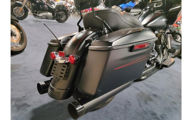 2015 Harley-Davidson® ROAD GLIDE SPECIAL